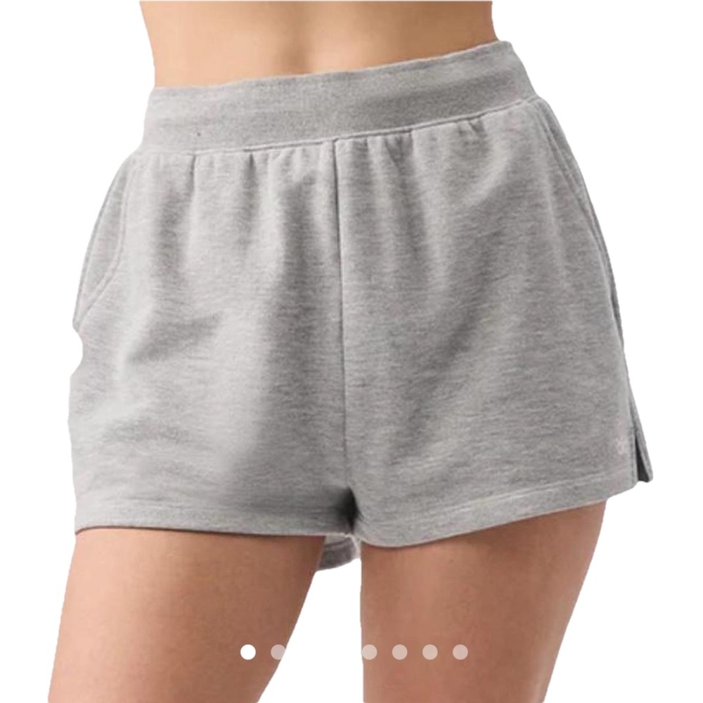 Alo Yoga Knit High Rise Sweat Short Heather Gray Size XL
